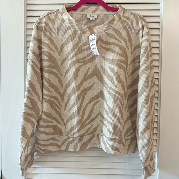 Jenni Intimates Tiger Print Sleep Shirt - Picture 9 of 10